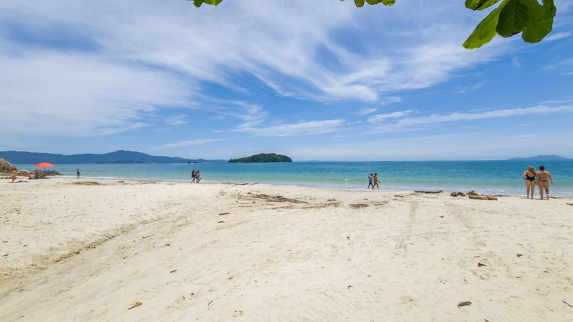 Apto Frente Mar Com Vista Para A Ilha Cca201 Florianópolis 0*,  Brazília