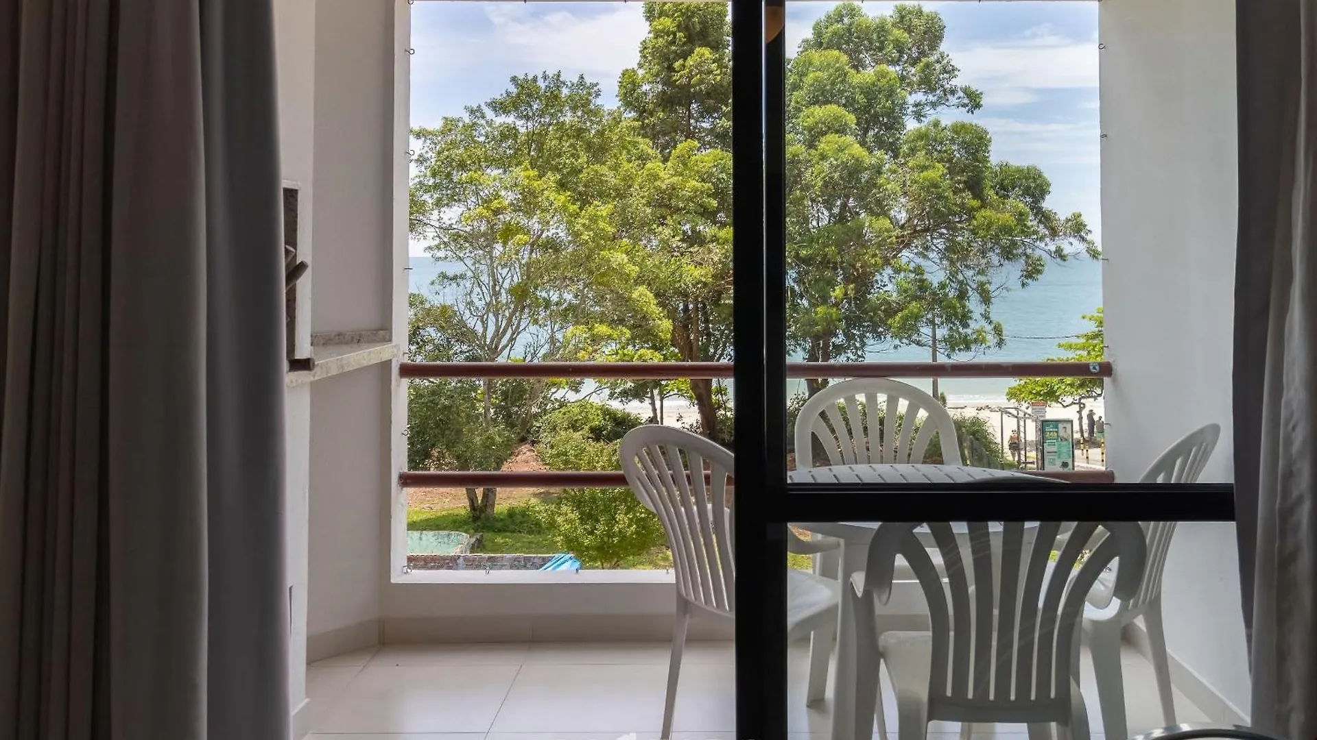Apto Frente Mar Com Vista Para A Ilha Cca201 Florianopolis Apartment